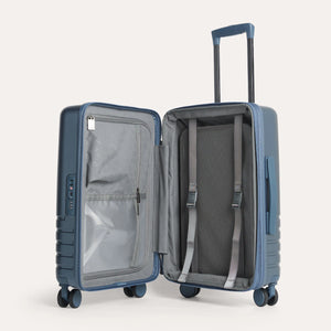 Getaway 20" GlideTech Wheels Expandable Carry-On Luggage